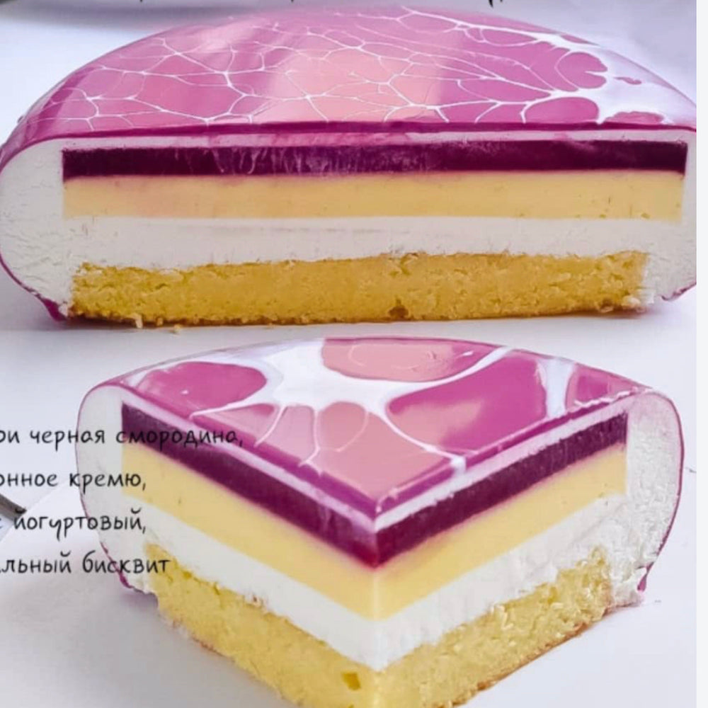 #203 Mousse cake graphic heart